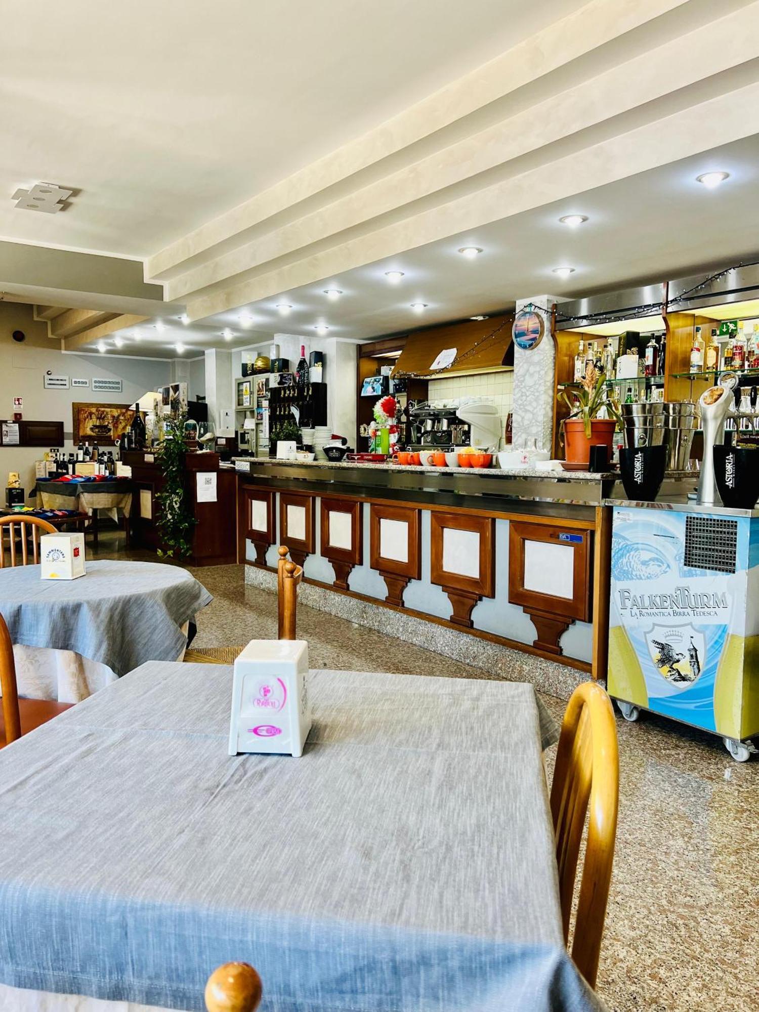 Hotel Paradiso Челано Екстер'єр фото